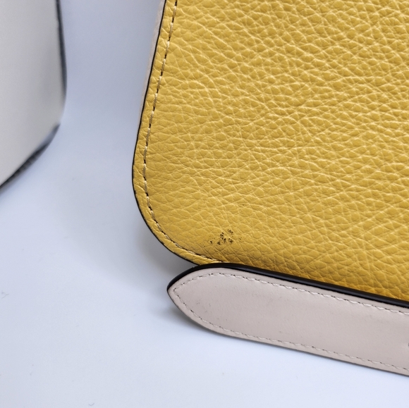 Coach Georgie Shoulder bag in color block. Gold/Retro Yellow/Chalk. - Picture 10 of 10